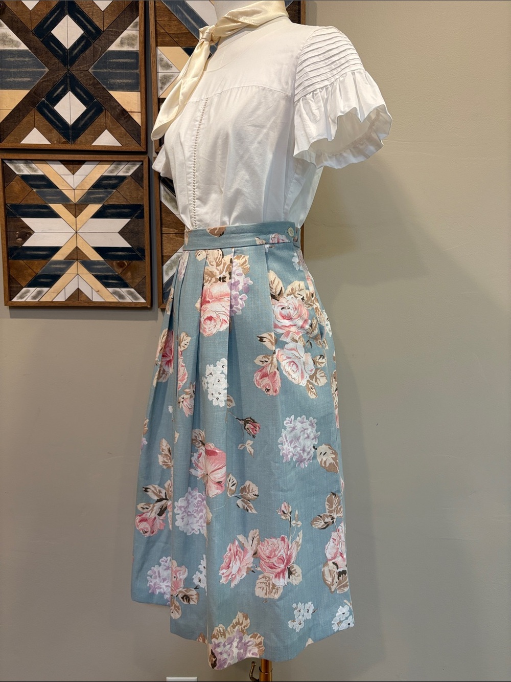 Vintage Koret Blue and Pink Floral Pleated Cottagecore Midi Skirt size 10 - Picture 4 of 12